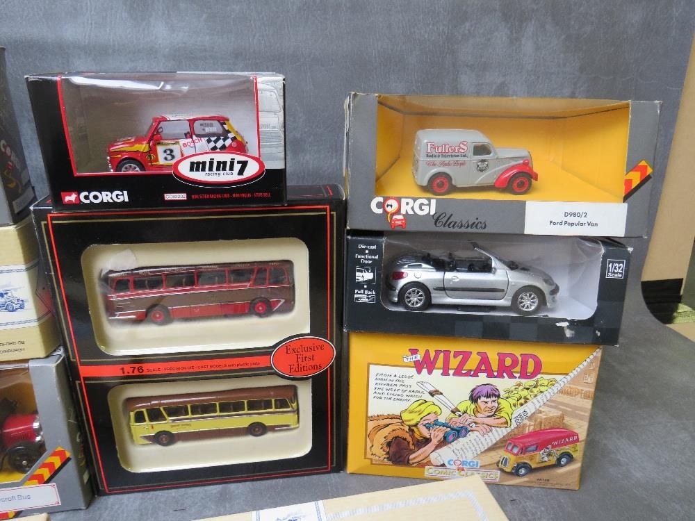 MIXED BOX OF DIE CAST VEHICLES TO INCLUDE FOUR MATCHBOX DINKYS DY1, DY7, DY12 and DY33A, Corgi - Image 3 of 4