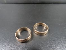 Two hallmarked 9 carat gold wedding bands approx. combined weight 5.1g