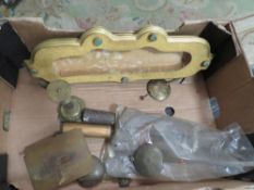 A tray of assorted clocks parts etc