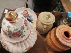 A tray of ceramics to include an Oriental lidded vase etc