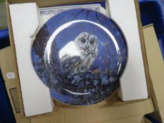 Three trays of boxed Bradford Exchange plates