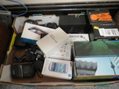 A tray of assorted mobile phones and accessories to include Apple and Samsung etc