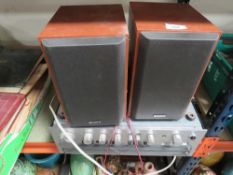 An Aiwa FM/AM stereo receiver AX-7400 together with a pair of Sony speakers (untested)