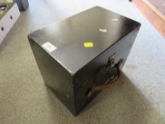 A cased Admiralty pattern 16409 signal lamp, in pattern 16410 carry case