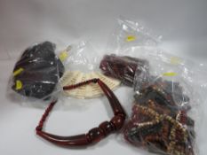 A quantity of vintage necklaces and costume jewellery