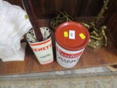 A vintage Nenette dust absorbing polisher in original tin together with a Veritas highlander