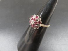 A hallmarked 9ct gold cluster rings approx. weight 2.5g