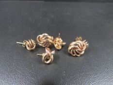 A small selection of yellow metal earrings approx. weight 4.5g