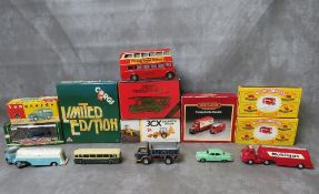 MIXED DIE CAST / TIN PLATE JOB LOT, to include unboxed vintage Triang clockwork tin plate double