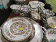A tray of mostly Coalport Indian Tree tea/dinnerware