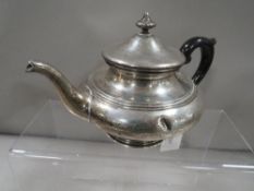 A small 925 bachelor's tea pot approx. weight 256g