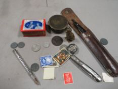 A quantity of antique and vintage collectables