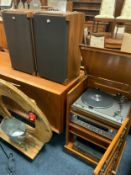 A vintage Sony PS-5550 record deck together with a Sony amp and cassette-corner and a pair of Sony