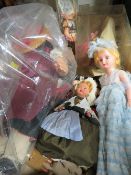 A tray of assorted collectors dolls