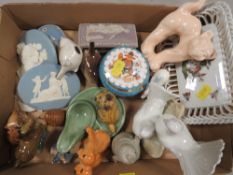 A small tray of assorted ceramics to include a Herend decorative pin tray, Bewick dogs, two