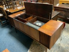 A mid century rosewood Bang & Olufsen Beomaster 900RG De Luxe radiogramme