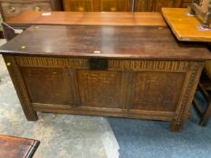 A Georgian oak panelled coffer with unusual inlaid moulding to the front panels W 140 cm