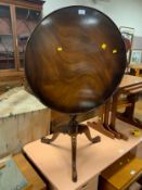 A quality reproduction mahogany pedestal table with birdcage mechanism Dia. 68 cm