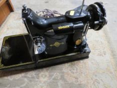 Singer featherweight sewing machine with foot pedal, in original fitted case
