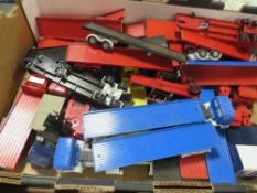 A tray of mainly Corgi diecast articulated cabs, trailers and trucks