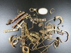 A quantity of yellow metal jewellery pieces