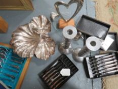 A tray of flatware to include boxed set of cutlery, carving and dining pieces plus plated ware