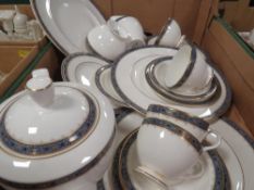 A tray of Royal Albert Westbourne tea and dinnerware