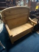 An old pine bench/settle W 108 cm