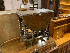 A barleytwist dropleaf table