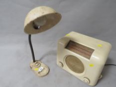 A vintage table desk lamp together with a vintage radiogram (2)