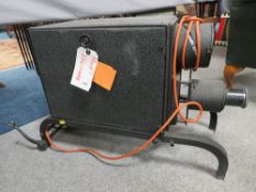 WW2 AIR MINISTRY EPIDIASCOPE, used for showing instructional slides to pilots and crew