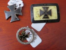 THREE WWI GERMAN IRON CROSS SWEETHEART BROOCHES, including examples dated 1914 and 1915 (3)