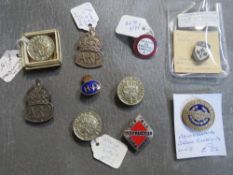WW2 HOME FRONT BADGES. to include Bradford Home Guard proficiency badge, Gatwick Southern Aircraft
