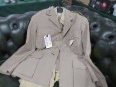 A 1970S ROYAL SIGNALS OFFICERS SUMMER TUNIC, SHIRTS, TROUSERS & TIE, name details inside for Lt.