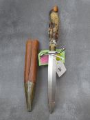 A WWI GERMAN TRENCH / FIGHTING KNIFE, marked Mann & Federlein, Solingen, with animal hoof grip in