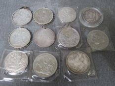 A COLLECTION OF VARIOUS CROWNS, 1822, 1935 & 1951 x 2, mounted crowns 1696, 1890, 1894, 1900 x 2 and