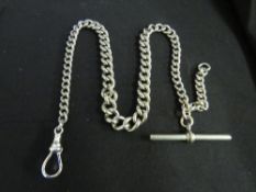 A HALLMARKED SILVER GRADUATED LINK ALBERT CHAIN, approx. weight 28.3 g L 32 cm