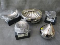 GEORG JENSEN - A COLLECTION OF BOXED DANISH METALWARE, to include a small polished mirrored bowl,