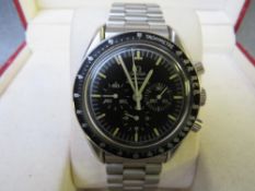 OMEGA - A GENTLEMANS SPEEDMASTER PROFESSIONAL CHRONOGRAPH WRISTWATCH, black dial with white