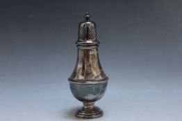 A HALLMARKED SILVER SUGAR CASTER BY JAMES DIXON & SONS - SHEFFIELD 1959, approx weight 168, H 17 cm