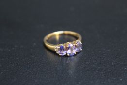 AN ILLIANA 18CT GOLD GEMSET DRESS RING, size R, approx. weight 3.79 g