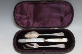 A HALLMARKED SILVER THREE PIECE CHRISTENING SET BY GEORGE MAUDSLEY JACKSON - LONDON 1890, consisting