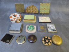 A COLLECTION OF VINTAGE POWDER COMPACTS ETC., various styles and periods, to include a half moon