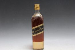 1 VINTAGE BOTTLE OF JOHNNIE WLAKER BLACK LABEL WHISKY