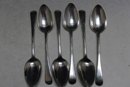 A SET OF SIX HALLMARKED SILVER TABLE SPOONS BY GEORGE SMITH & WILLIAM FEARN - LONDON 1792, approx