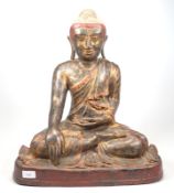 grosser Sitzender Mandalay-Buddha