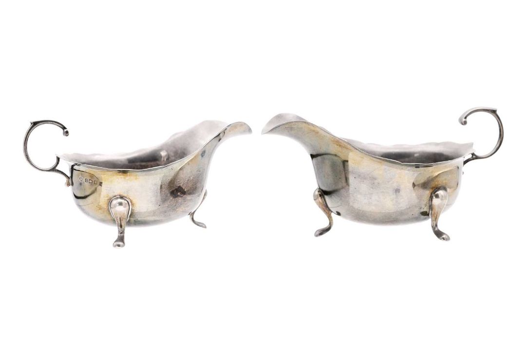 A pair of silver sauce boats by Adie Brothers Ltd. - Image 1 of 9