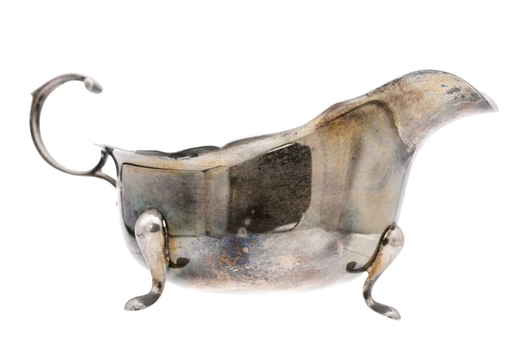 A pair of silver sauce boats by Adie Brothers Ltd. - Image 6 of 9