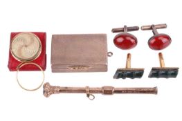 A small collection of mixed items including a 1970s silver Vesta case with engine turned pattern on 