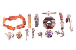 A small collection of Scottish agate jewellery; to include examples of an agate link bracelet, an ag